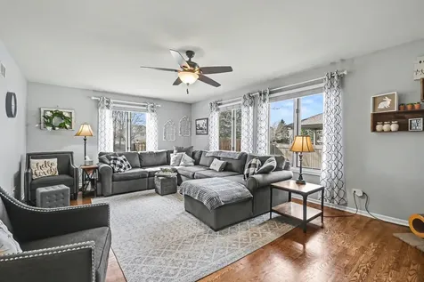 515 Buckingham Place Shorewood IL 60404