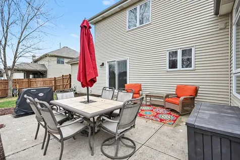 515 Buckingham Place Shorewood IL 60404