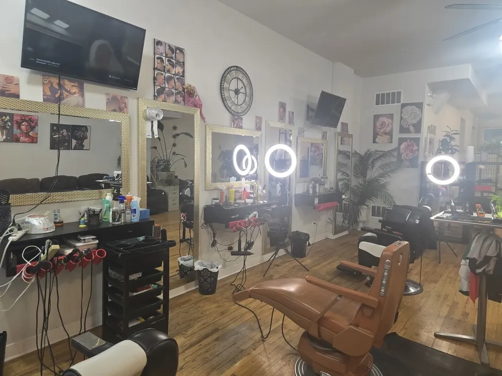 4117 West Lawrence Avenue Chicago IL 60630