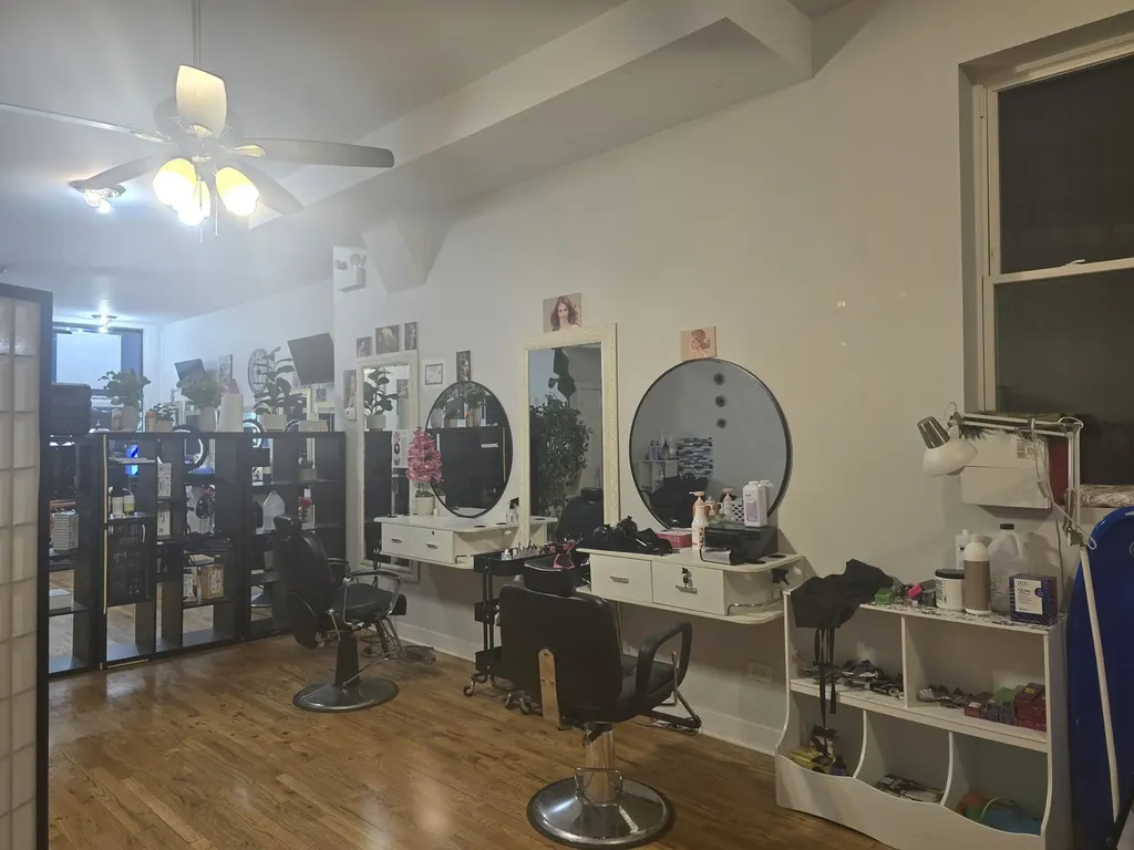 4117 West Lawrence Avenue Chicago IL 60630