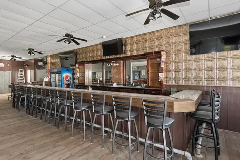 165 West Si Johnson Avenue Sheridan IL 60551