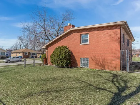 595 Hickory Street Chicago Heights IL 60411
