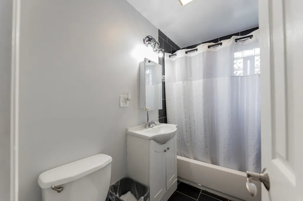 6613 South Justine Street Chicago IL 60636