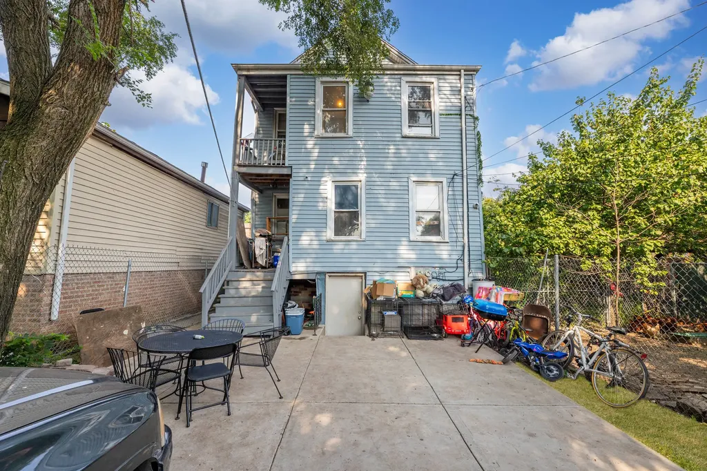 6613 South Justine Street Chicago IL 60636
