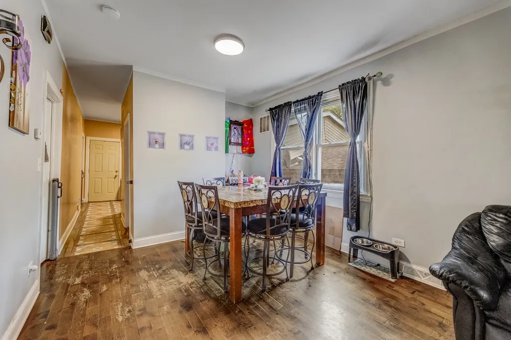6613 South Justine Street Chicago IL 60636