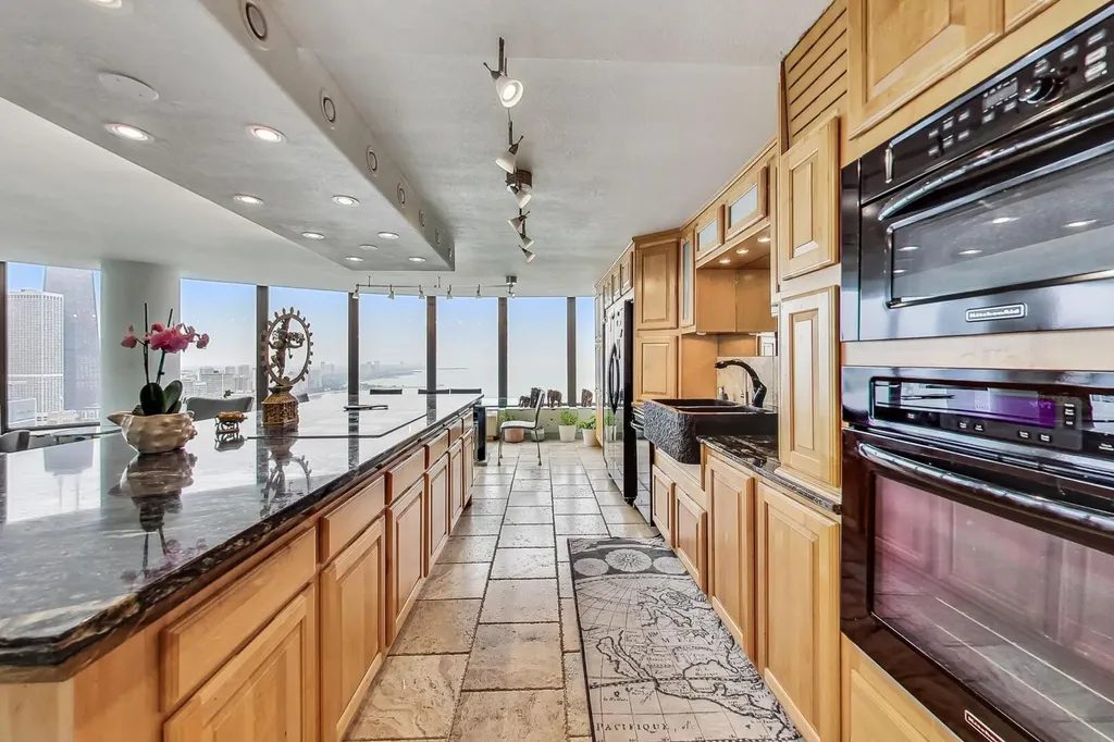 505 North Lake Shore Drive Chicago IL 60611