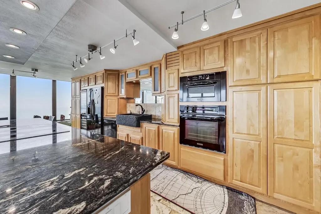 505 North Lake Shore Drive Chicago IL 60611