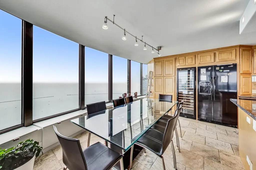 505 North Lake Shore Drive Chicago IL 60611