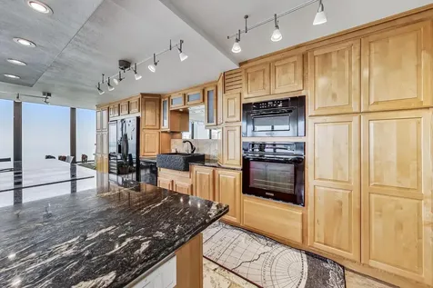 505 North Lake Shore Drive Chicago IL 60611