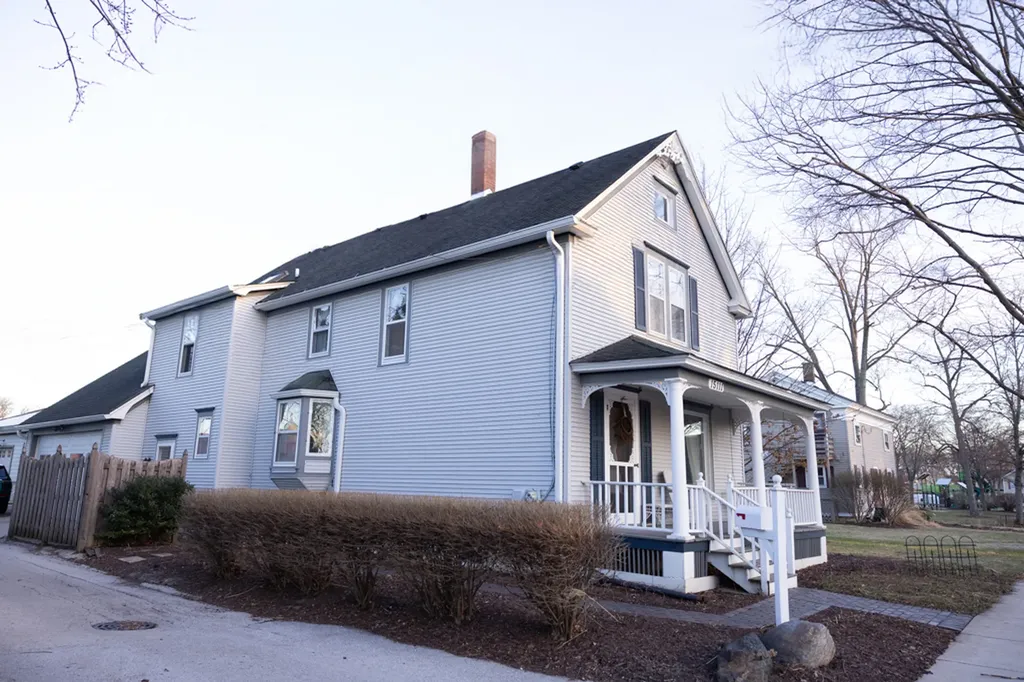 15111 South Fox River Street Plainfield IL 60544