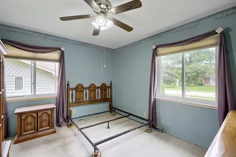 104 Sharon Lane North Aurora IL 60542