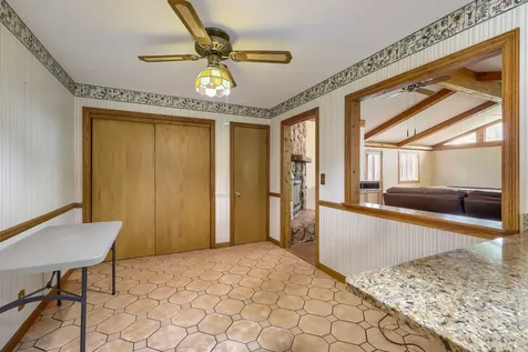 104 Sharon Lane North Aurora IL 60542