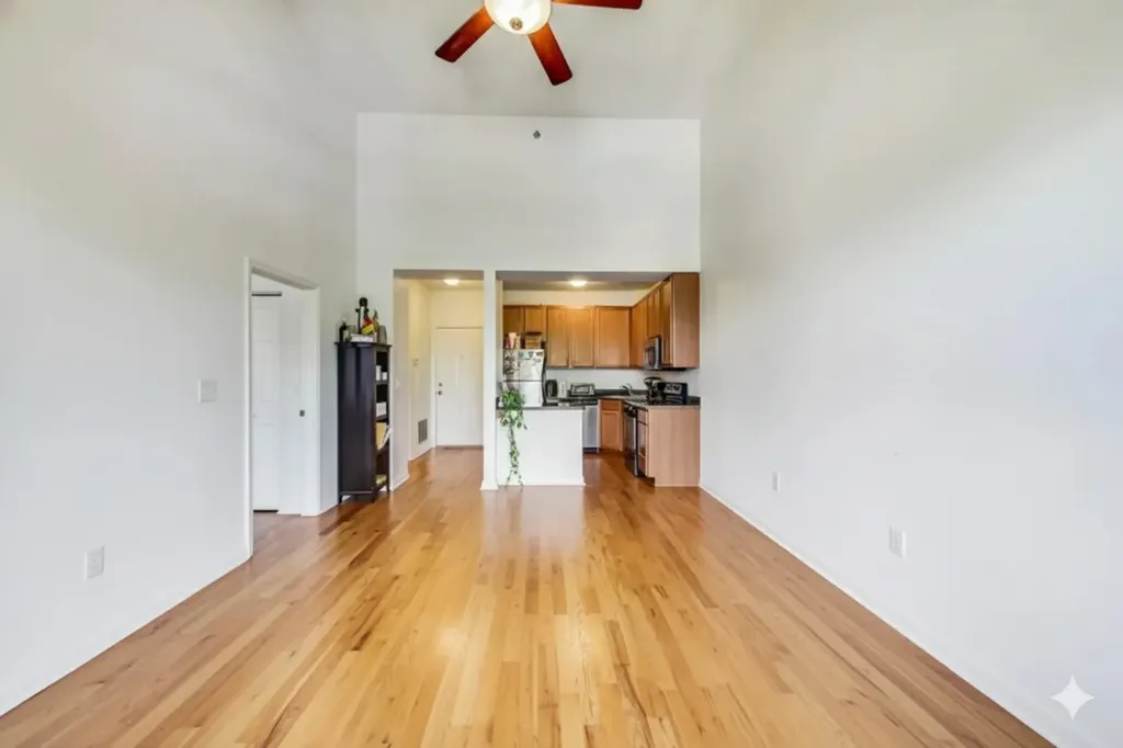 405 East Oakwood Boulevard Chicago IL 60653
