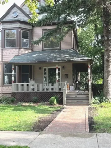 61 7TH Avenue La Grange IL 60525