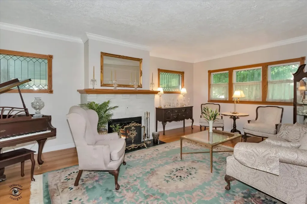 9608 South Longwood Drive Chicago IL 60643