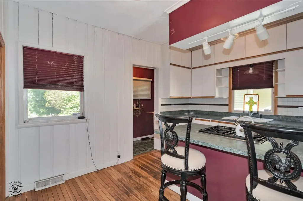 9608 South Longwood Drive Chicago IL 60643