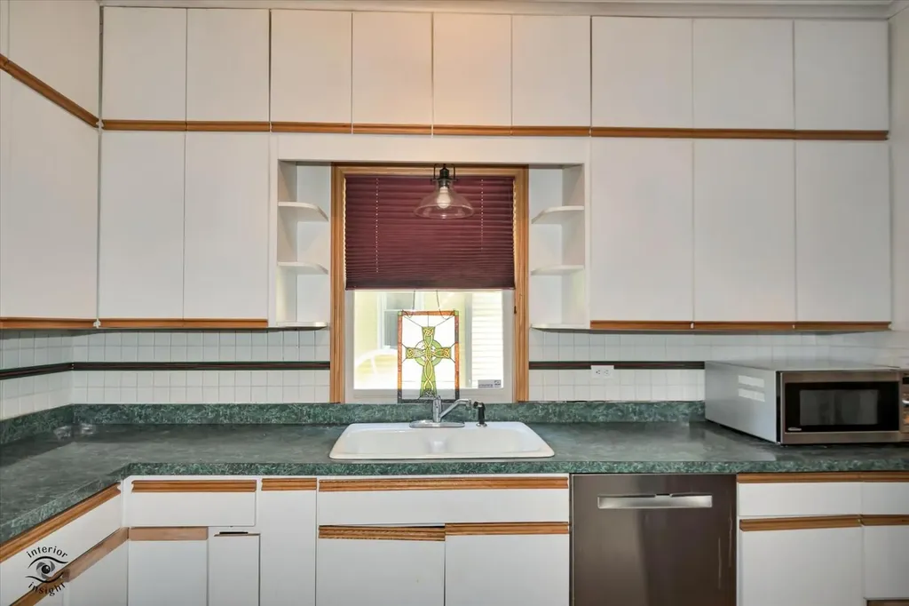 9608 South Longwood Drive Chicago IL 60643
