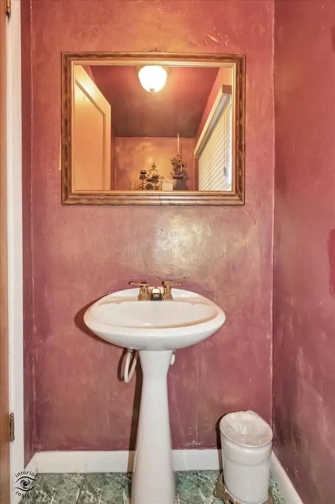 9608 South Longwood Drive Chicago IL 60643