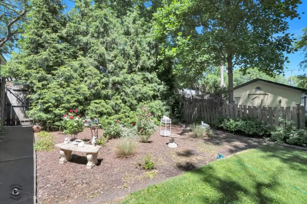 9608 South Longwood Drive Chicago IL 60643