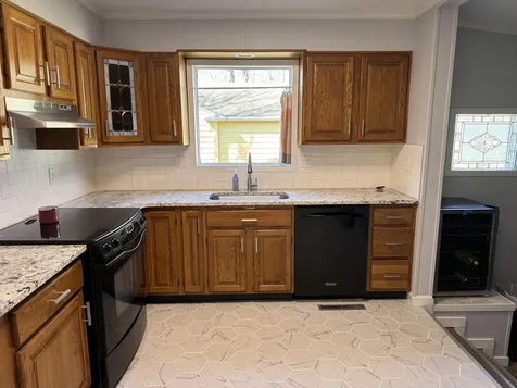 403 West Mitchell Street Benton IL 62812