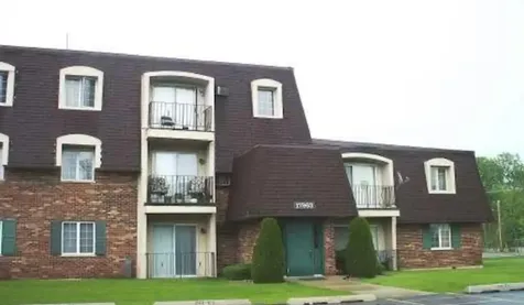 17963 Amherst Court Country Club Hills IL 60478