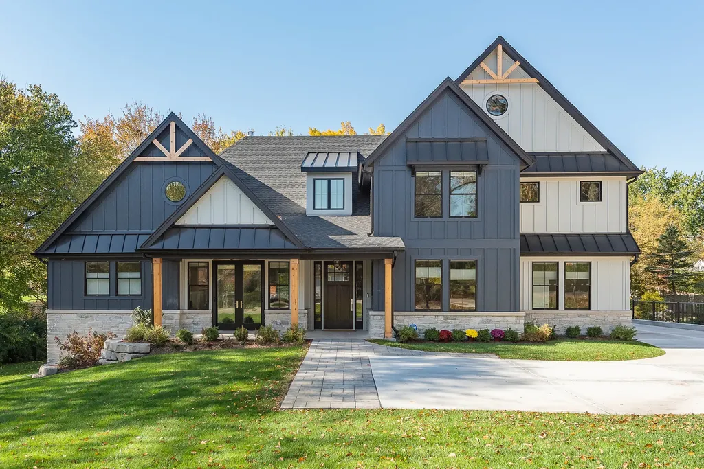 4119 North Lincoln Street Westmont IL 60559