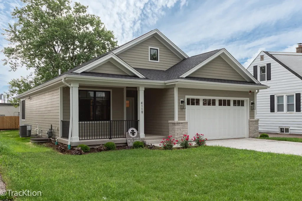 4119 North Lincoln Street Westmont IL 60559