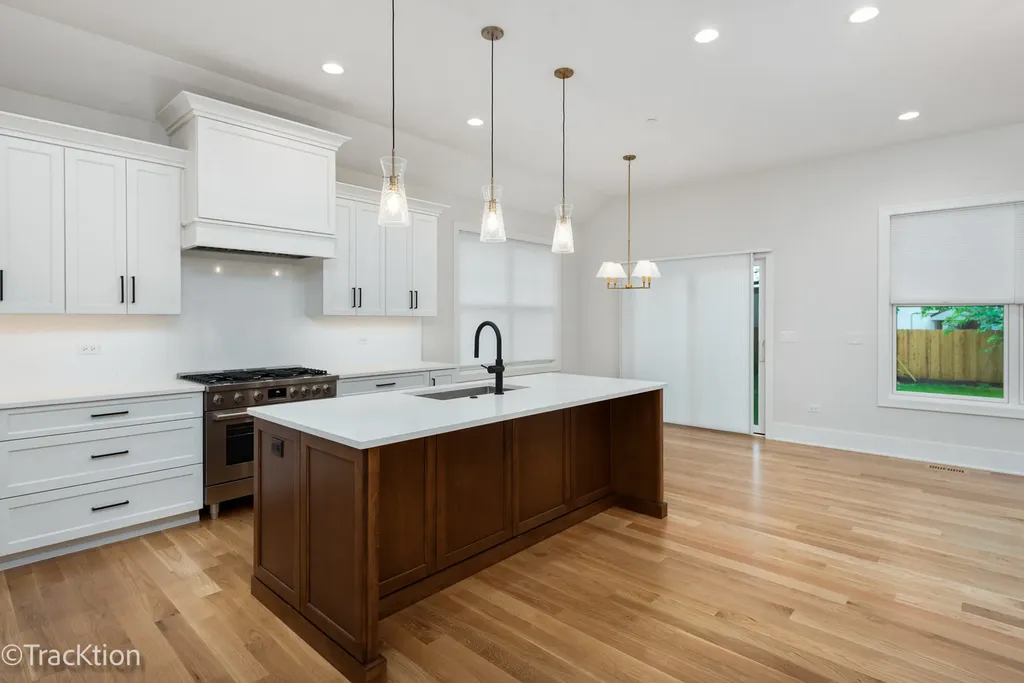 4119 North Lincoln Street Westmont IL 60559