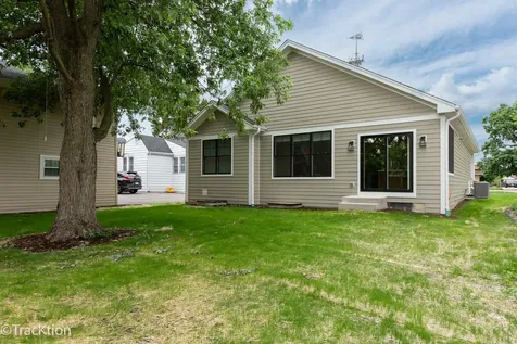 4119 North Lincoln Street Westmont IL 60559