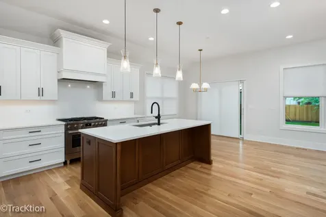 4119 North Lincoln Street Westmont IL 60559