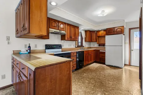 204 West Meade Street White Heath IL 61884