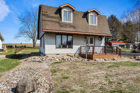 204 West Meade Street White Heath IL 61884
