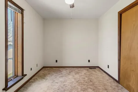 204 West Meade Street White Heath IL 61884