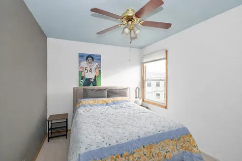 2013 Briar Hill Drive W Schaumburg IL 60194