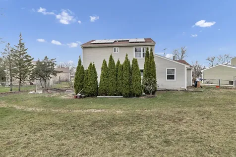 2013 Briar Hill Drive W Schaumburg IL 60194