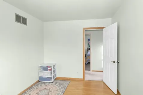 2013 Briar Hill Drive W Schaumburg IL 60194