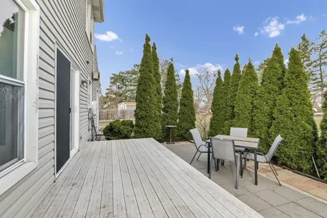 2013 Briar Hill Drive W Schaumburg IL 60194