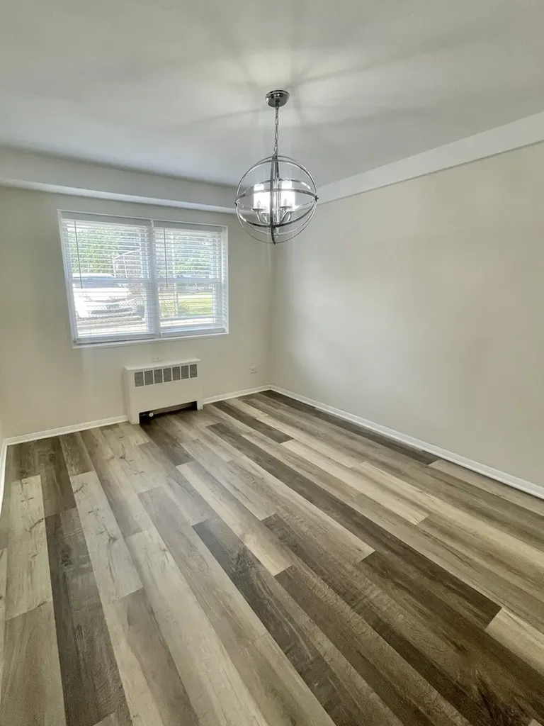 6146 North Damen Avenue Chicago IL 60659