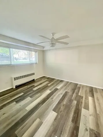 6146 North Damen Avenue Chicago IL 60659