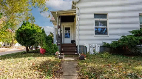 802 South Madison Street Bloomington IL 61701
