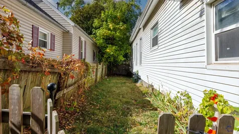 802 South Madison Street Bloomington IL 61701