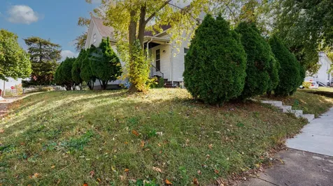 802 South Madison Street Bloomington IL 61701