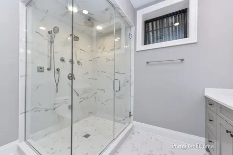2135 North Lakewood Avenue Chicago IL 60614