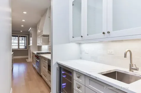 2135 North Lakewood Avenue Chicago IL 60614