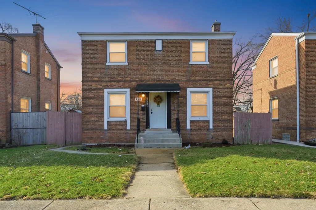 3709 West 85th Street Chicago IL 60652