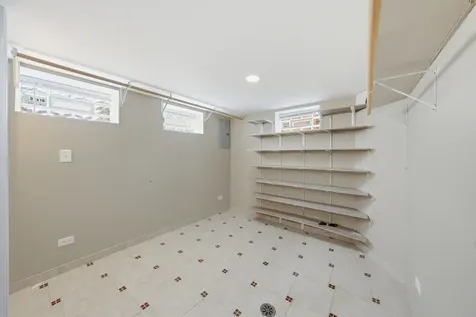 3709 West 85th Street Chicago IL 60652