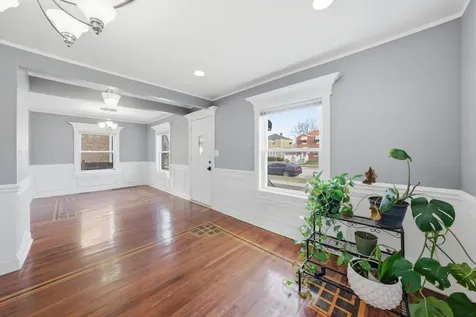 3709 West 85th Street Chicago IL 60652