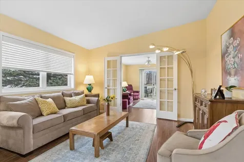 1810 Paddock Court Grayslake IL 60030
