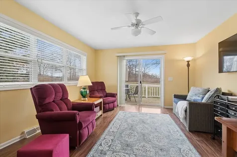 1810 Paddock Court Grayslake IL 60030