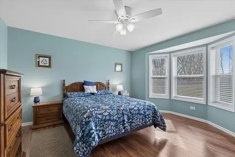 1810 Paddock Court Grayslake IL 60030